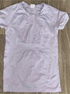 Athleta Light Lavender Workout Tee